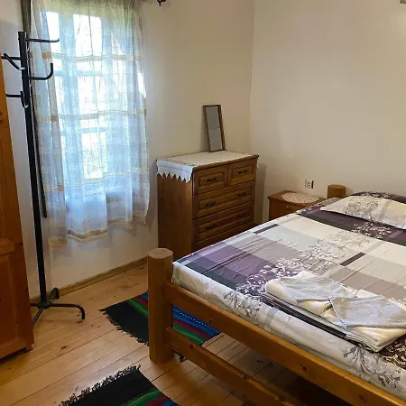 под старата липа Holiday home Goritsa